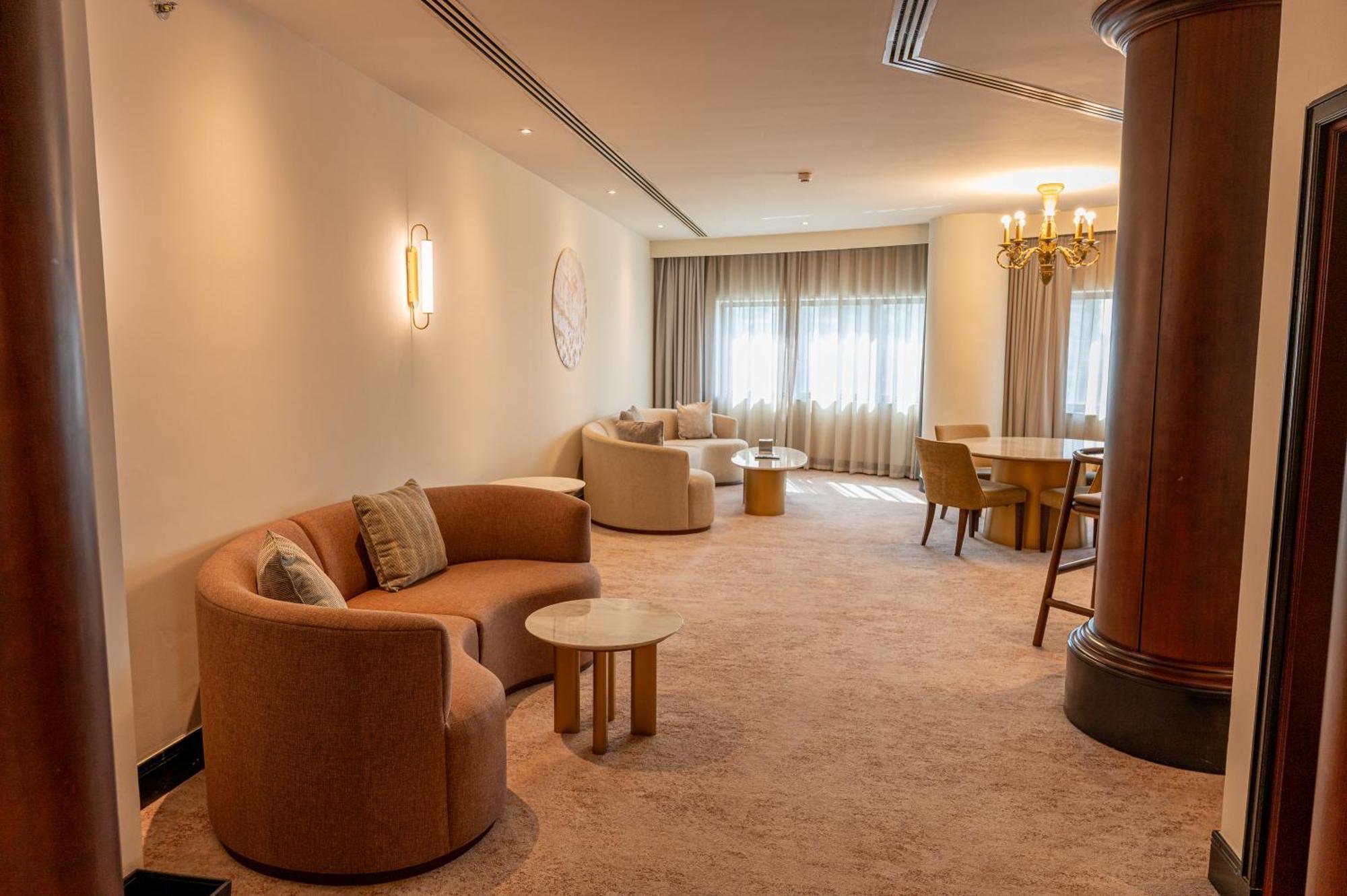Majestic Cove Hotel - Formerly Le Meridien Fairway Dubaj Exteriér fotografie