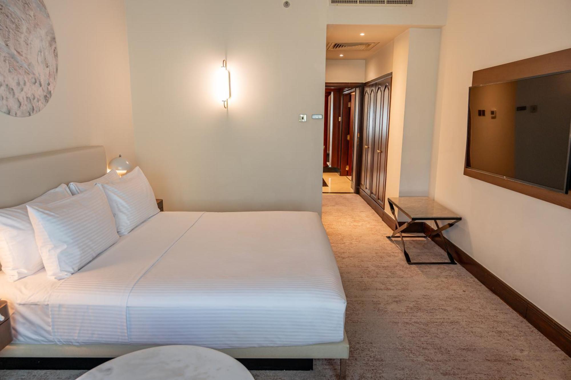 Majestic Cove Hotel - Formerly Le Meridien Fairway Dubaj Exteriér fotografie