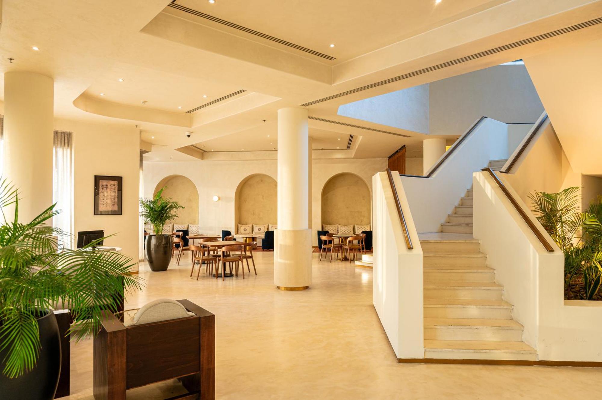 Majestic Cove Hotel - Formerly Le Meridien Fairway Dubaj Exteriér fotografie