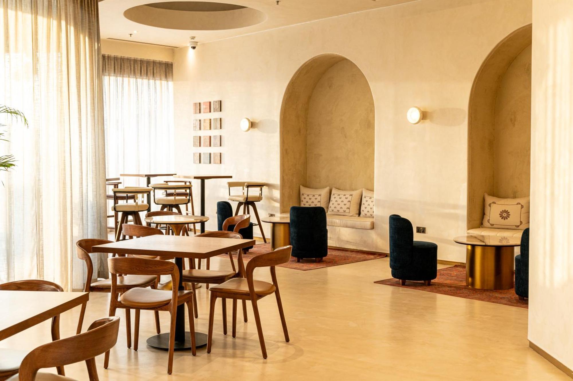 Majestic Cove Hotel - Formerly Le Meridien Fairway Dubaj Exteriér fotografie